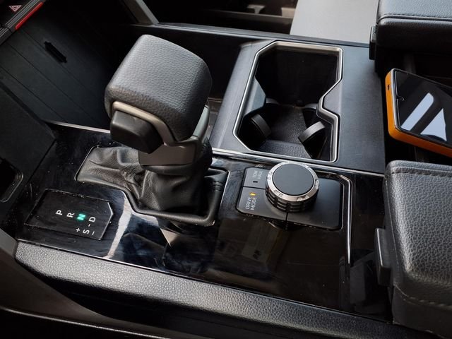 2024 Toyota Tundra SR5 - Photo 15