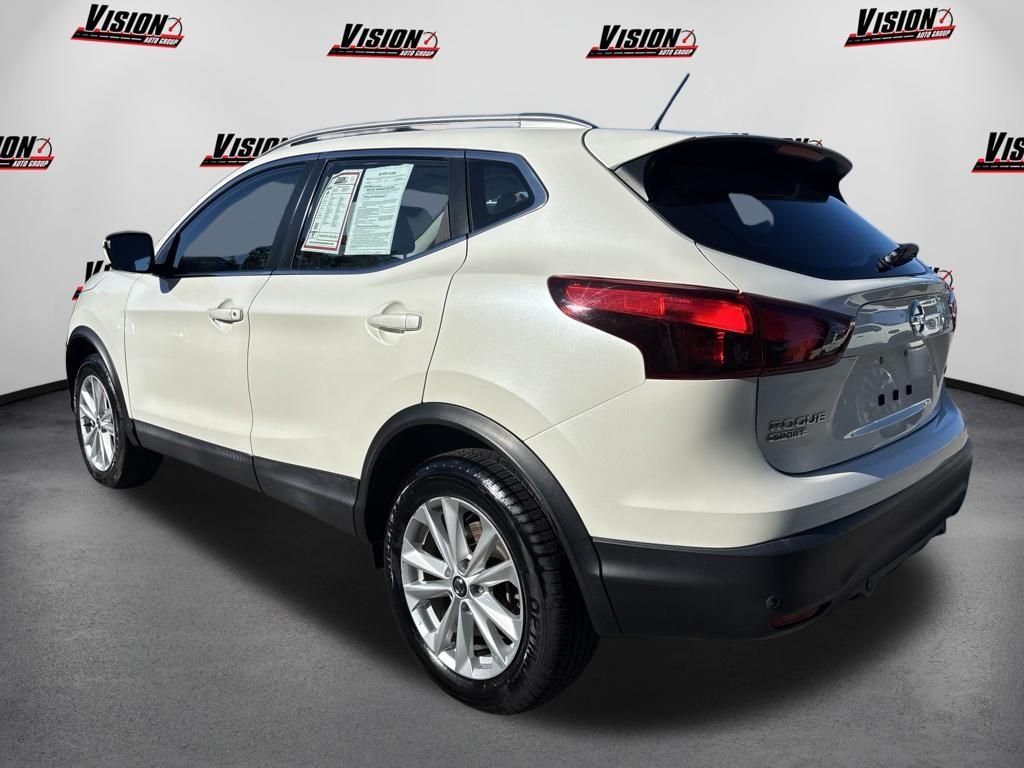 Used 2019 White Nissan SV image 8