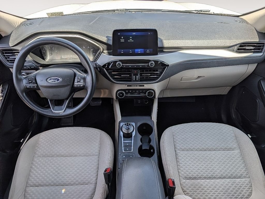 Used 2020 Oxford White Ford SE image 22