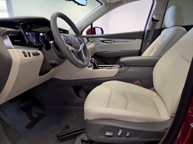 2026 Cadillac XT5 Premium Luxury - Photo 11