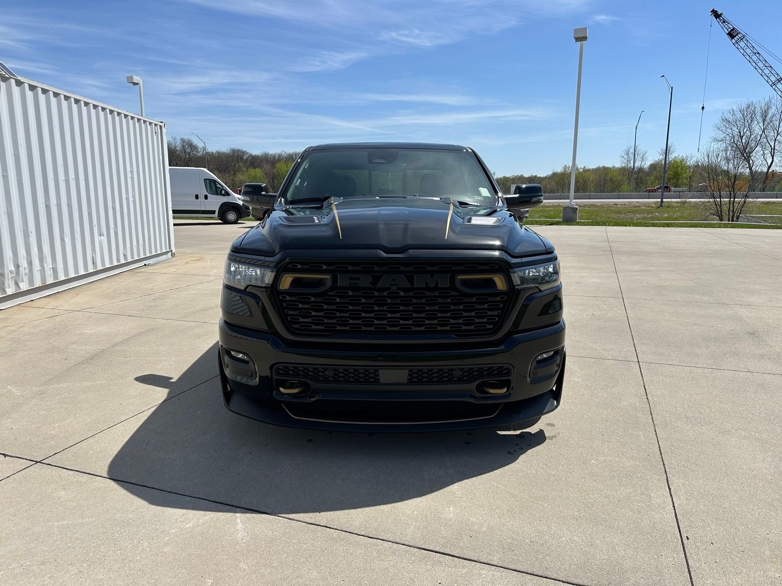 New 2026 Diamond Black Crystal Pearl-Coat Exterior Paint RAM Big Horn/Lone Star image 2
