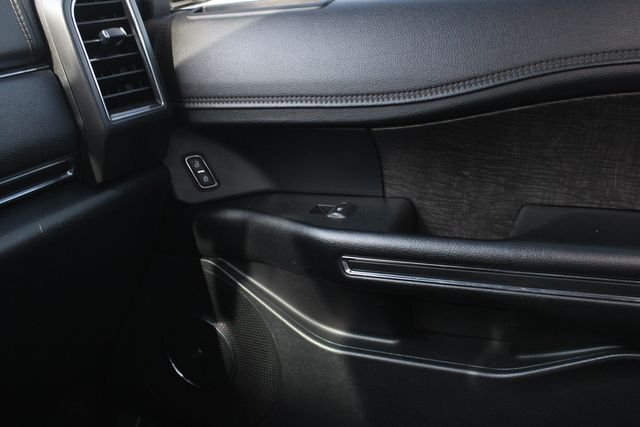Used 2021 White Ford Limited image 21
