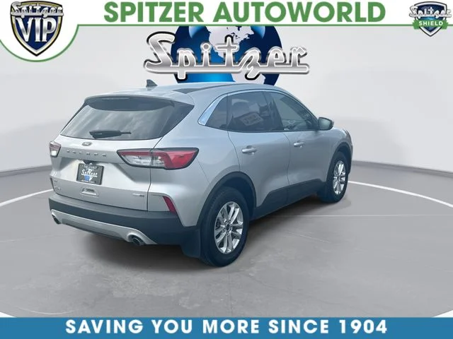 Used 2020 Silver Ford SE image 9