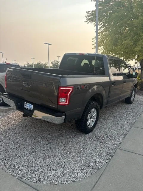 2015 Ford F-150 XLT - Photo 2