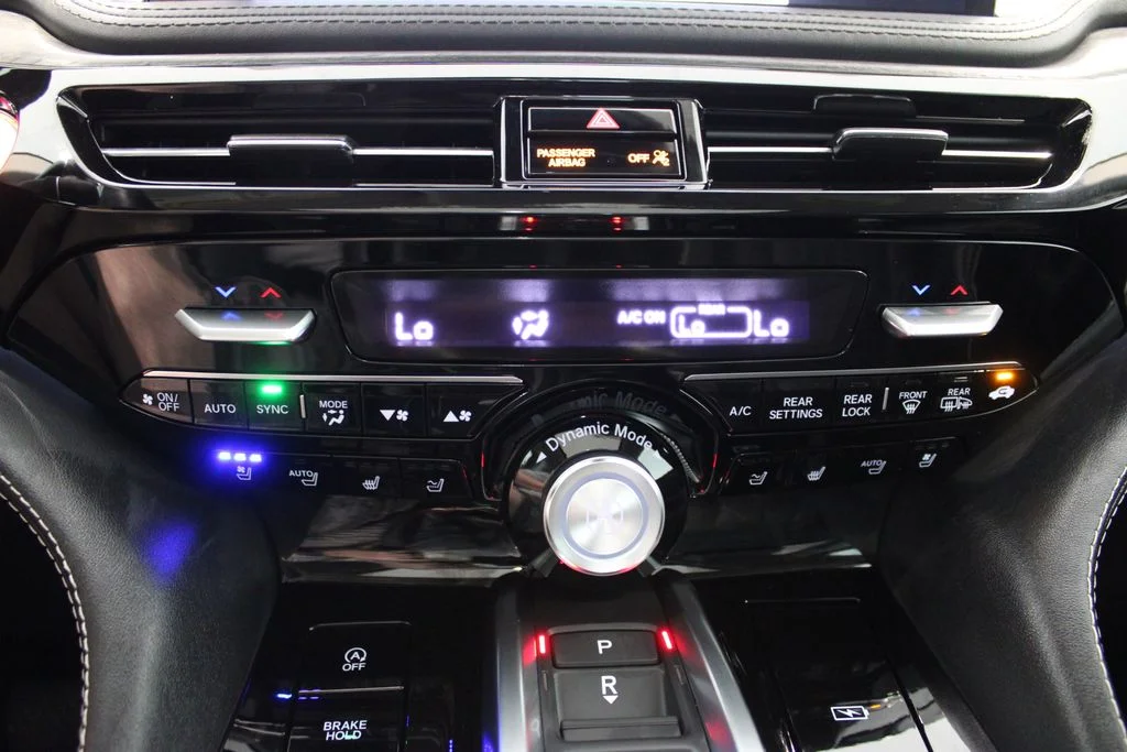 New 2026 Solar Silver Metallic Acura Advance Package image 7