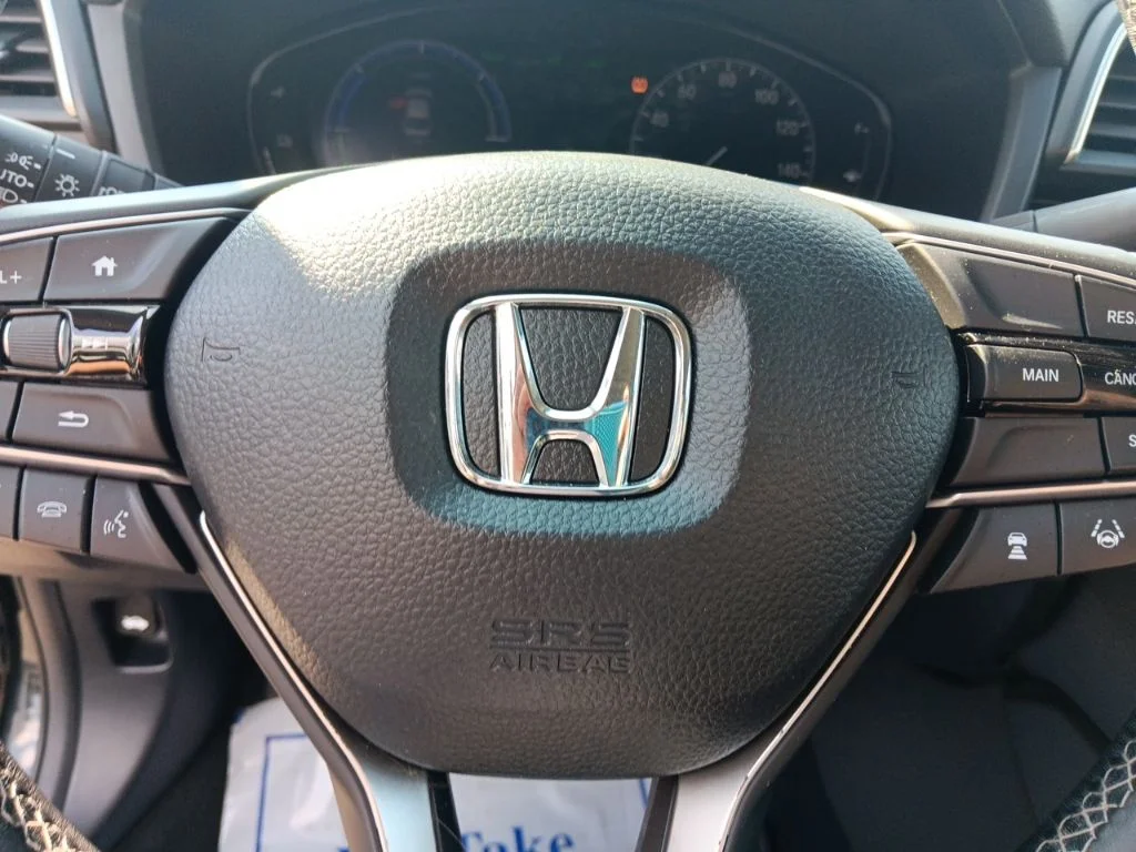 Used 2020 Black Honda Touring image 19