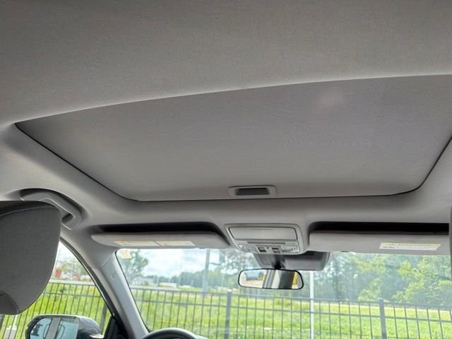 Used 2019  Honda EX image 28