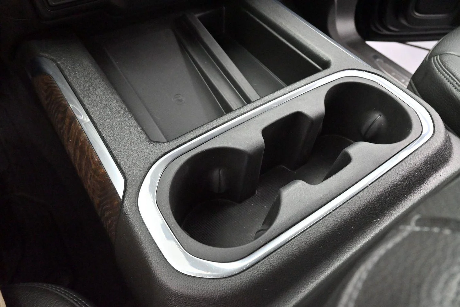 Used 2021 Onyx Black GMC Denali image 25