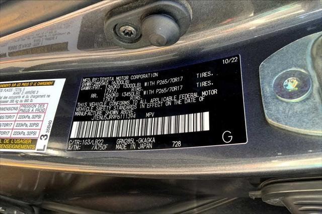 Certified Used 2023 MAGNETIC GRAY MET. Toyota  image 37