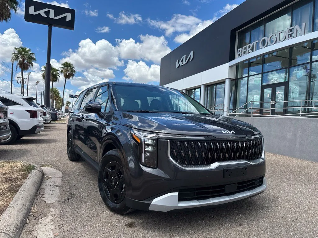 New 2027  Kia LXS image 1