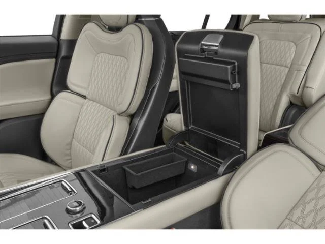 Used 2022 Pristine White Metallic Tri-Coat Lincoln Black Label image 17