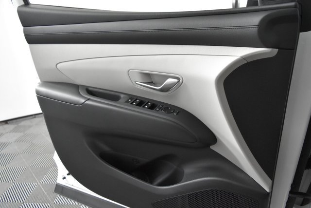 New 2026 White Hyundai SEL Premium AWD image 30