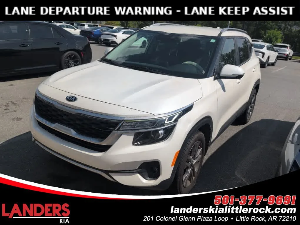 Used 2021 Snow White Pearl Kia S image 1