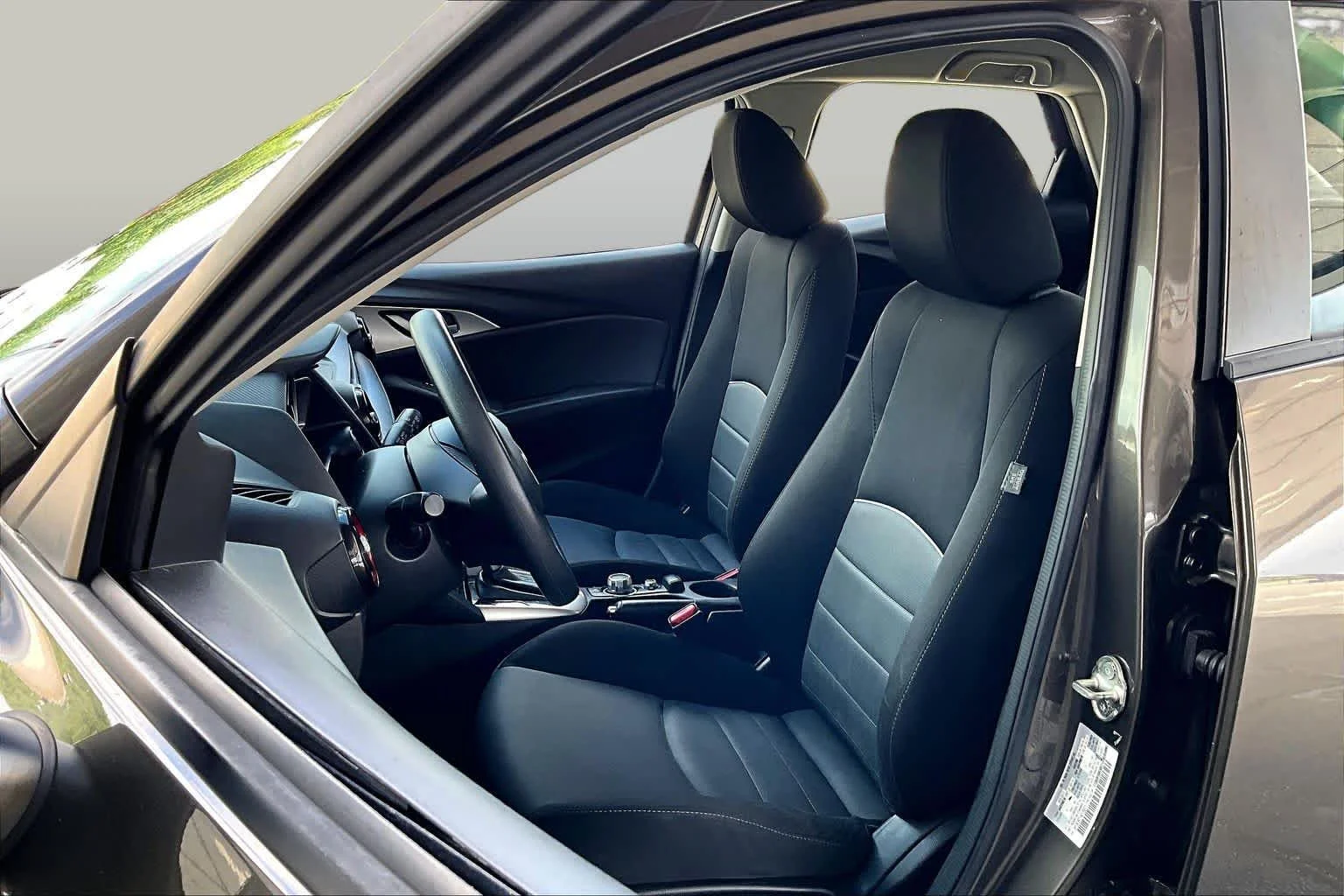 Used 2017 Titanium Flash Mica Mazda Sport image 9