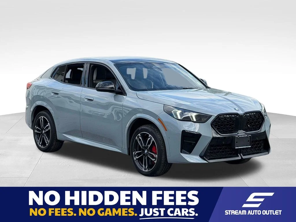 Used 2026 Gray BMW xDrive28i image 1