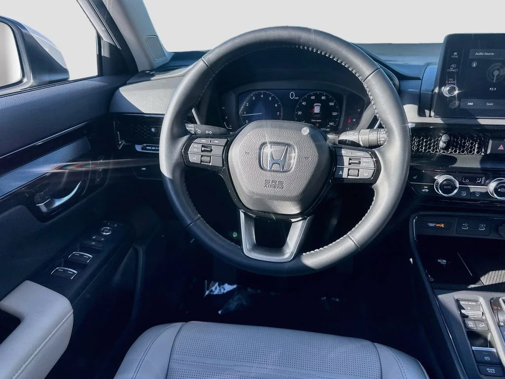 Used 2026 White Honda EX-L image 22