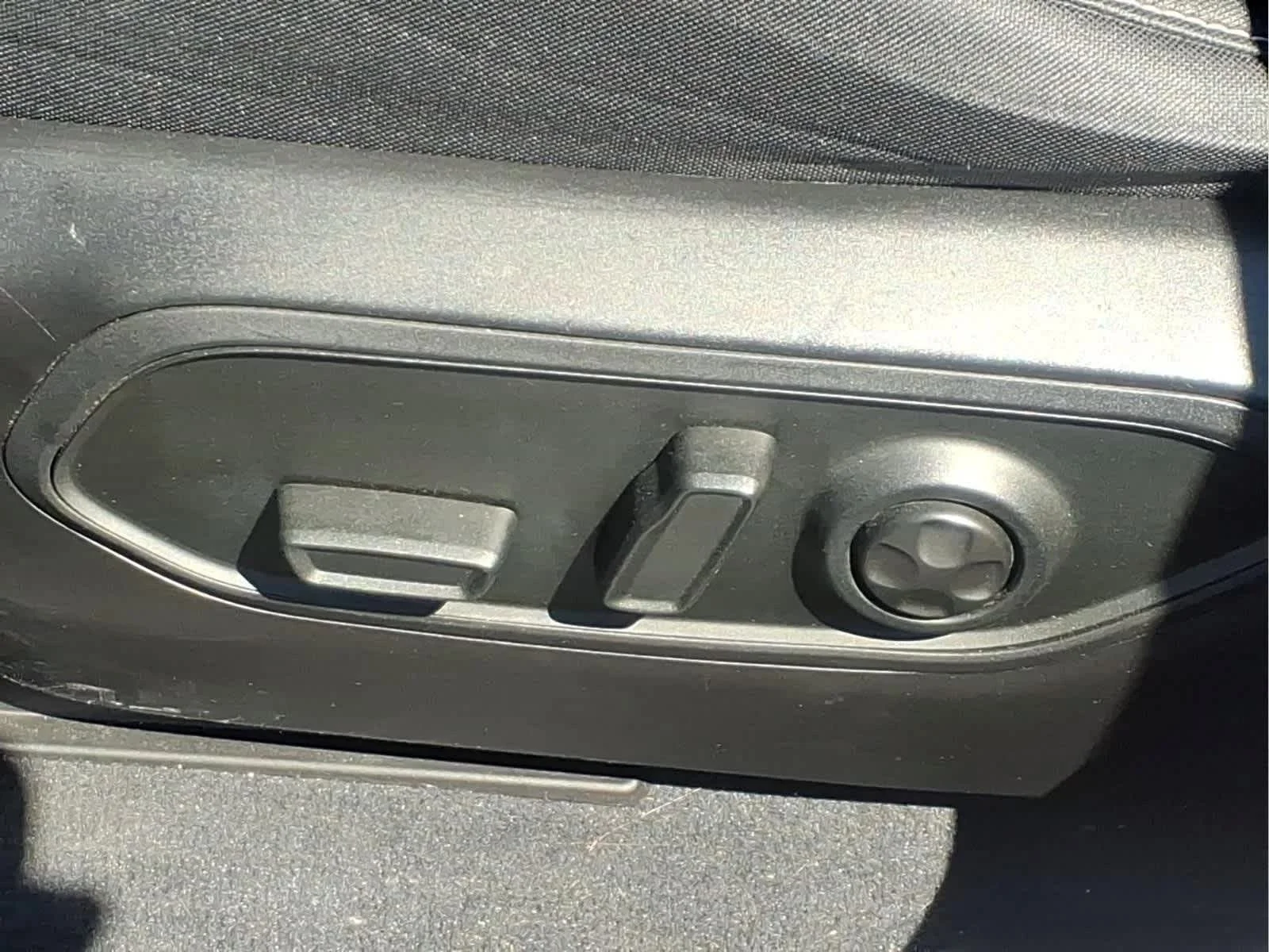Used 2023 Bright White Clearcoat Jeep Laredo image 19