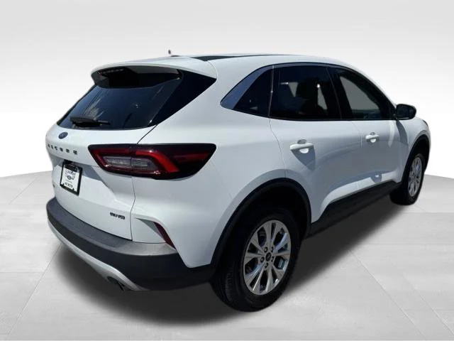 Used 2024 White Ford Active image 8