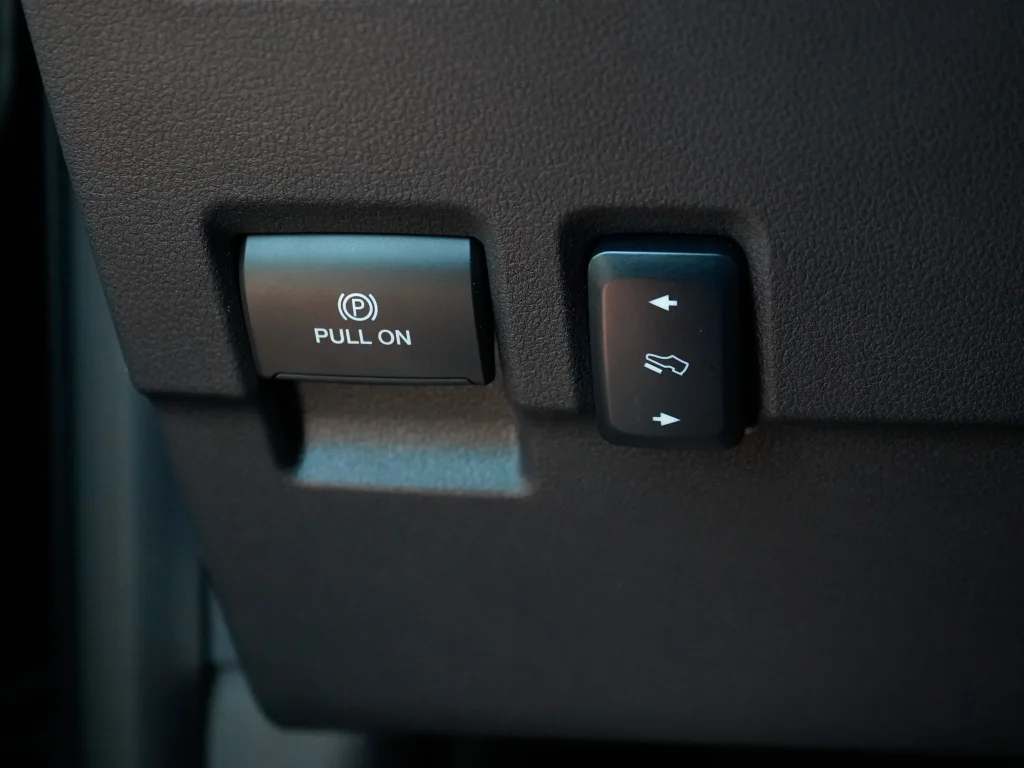 Used 2024 Agate Black Metallic Ford Platinum image 18