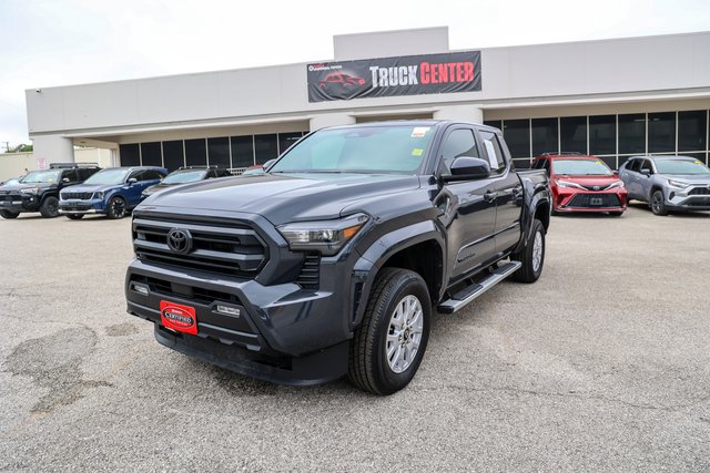 2025 Toyota Tacoma 4WD SR5