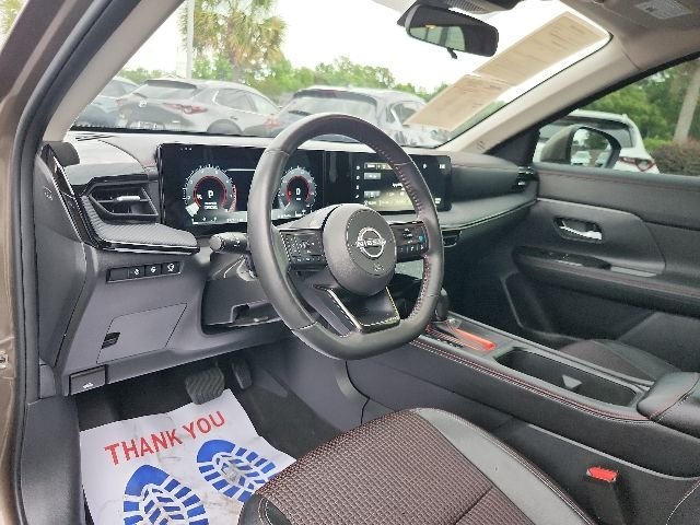 Used 2025 Brown Nissan SR image 18