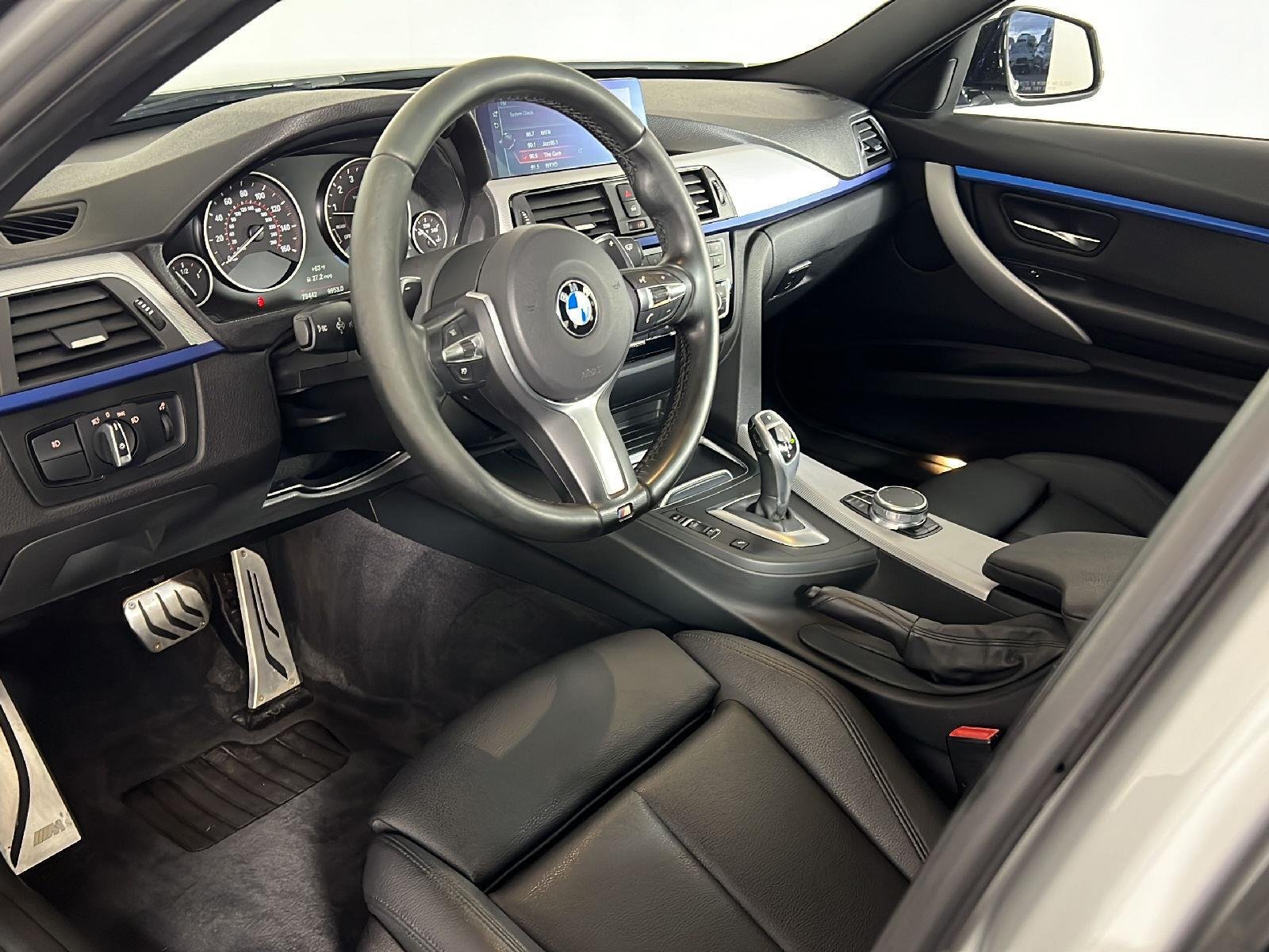 Used 2017  BMW 330i xDrive image 2