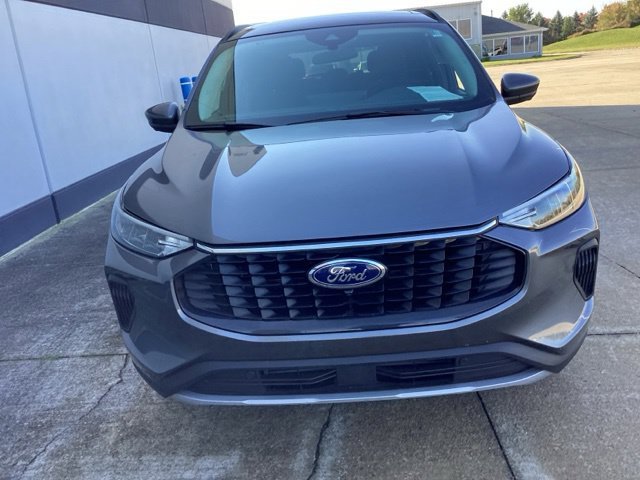 Certified Used 2024 Carbonized Gray Metallic Ford Active image 3