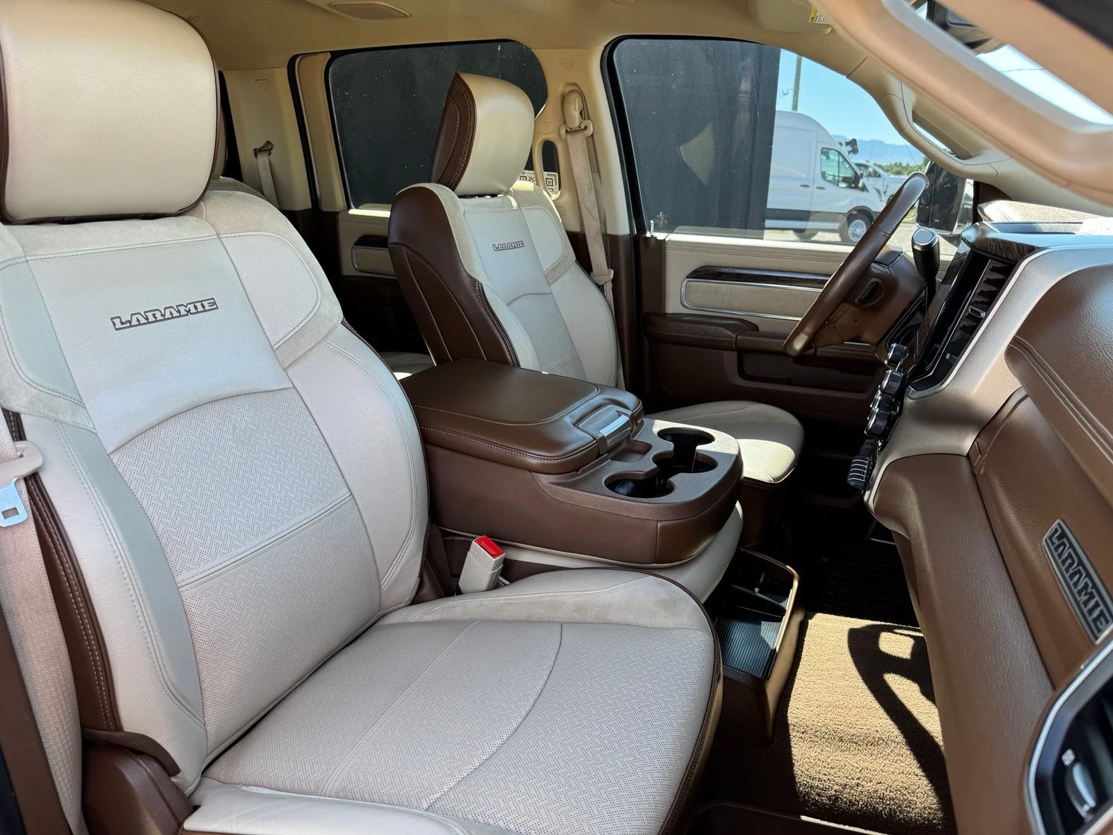 Used 2021 White Ram Laramie image 43