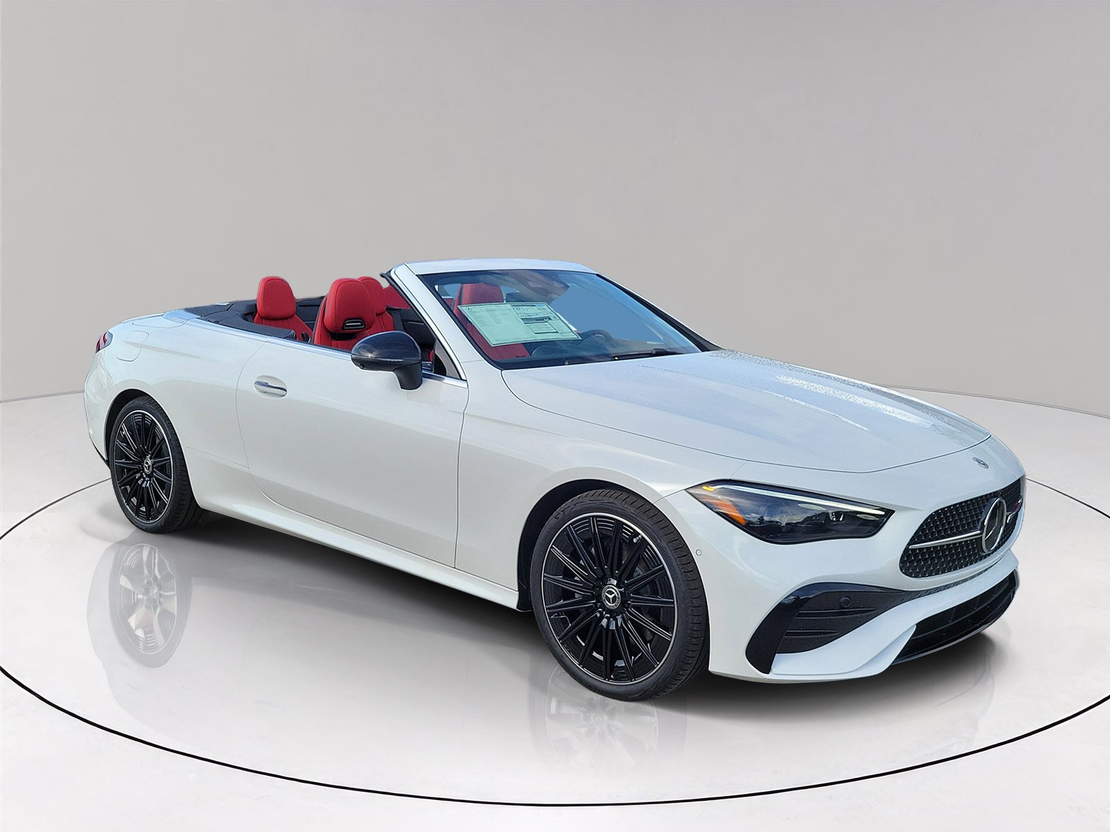 New 2027 MANUFAKTUR Moonlight White Metallic Mercedes-Benz CLE 300 image 30
