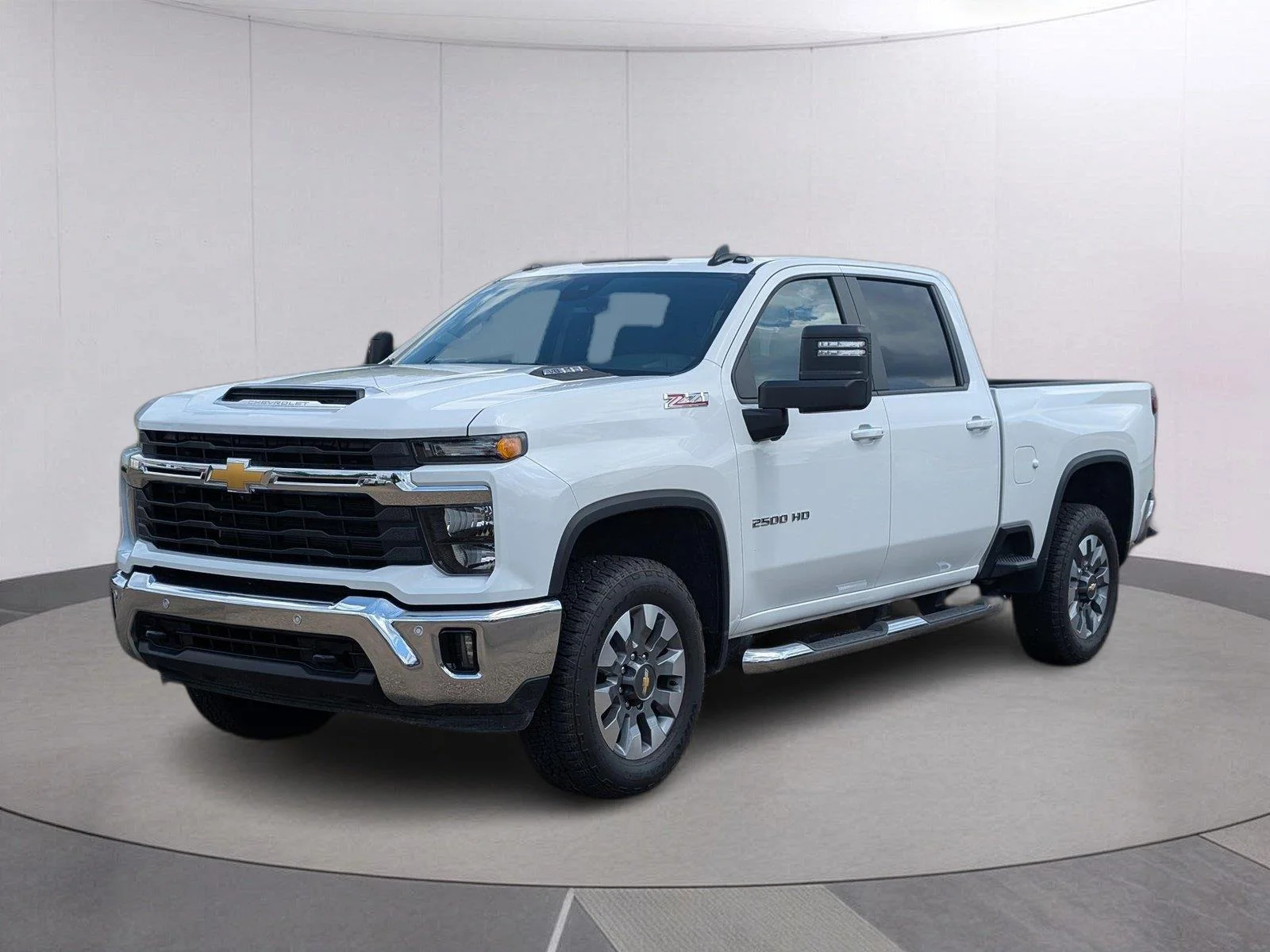 Used 2026 Summit White Chevrolet LT image 1