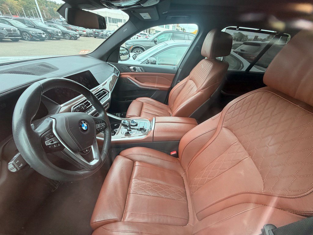 Certified Used 2022 Mineral White Metallic BMW xDrive40i image 6