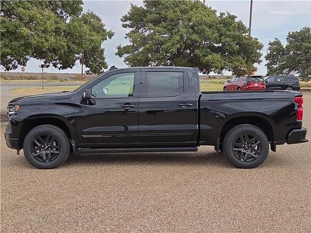 New 2026 GBA Black Chevrolet High Country 4x4 Crew Cab 5.75 ft. box 147.4 in. W image 2