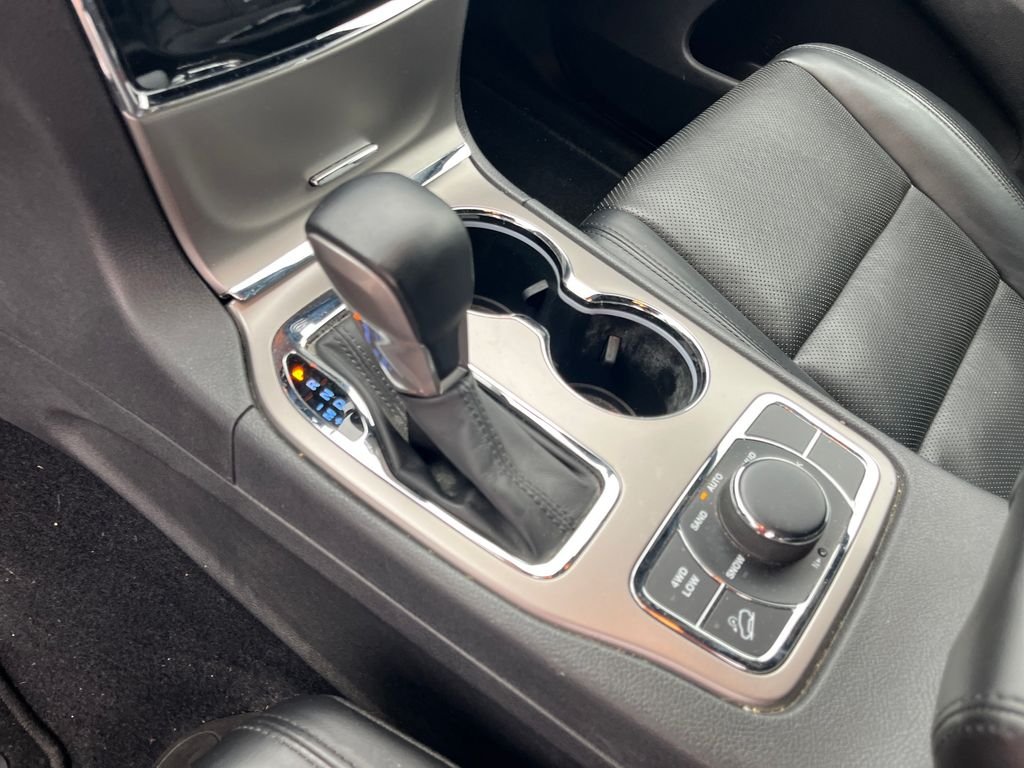 Used 2021 Gray Jeep Limited image 25