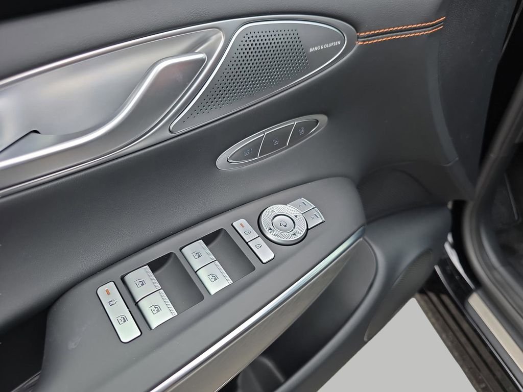 New 2026 Black Genesis 2.5T Sport Prestige image 16