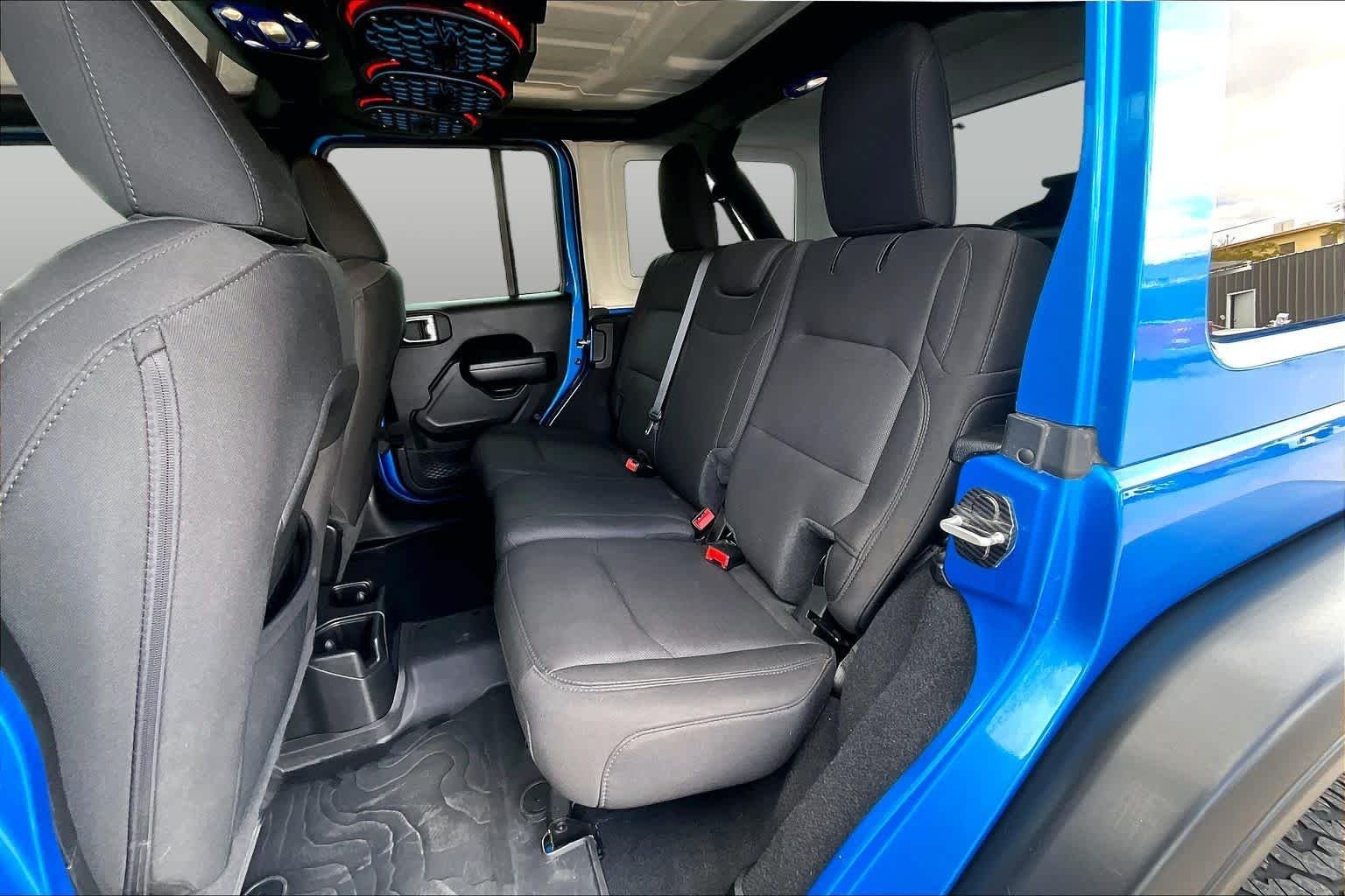 Used 2022 Hydro Blue Pearlcoat Jeep Unlimited High Tide image 20