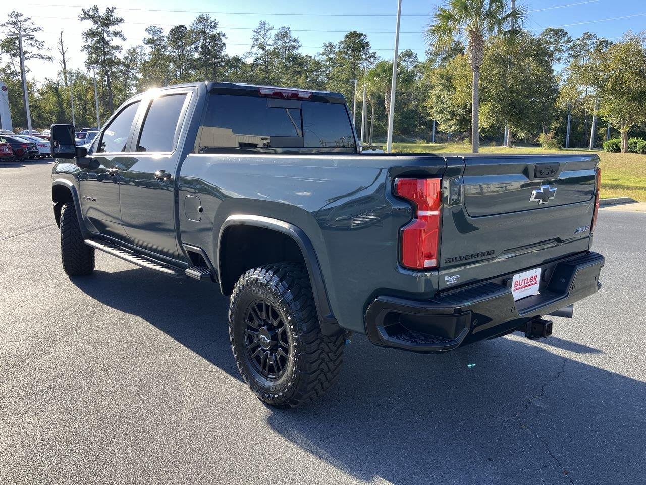 Used 2026 Green (Cyprees Gray) Chevrolet ZR2 Crew Cab 4WD image 3