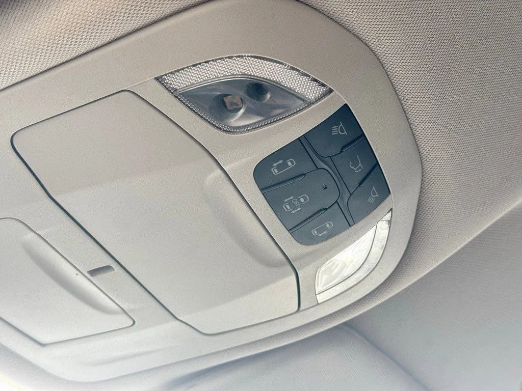 2024 Chrysler Pacifica Touring L - Photo 27