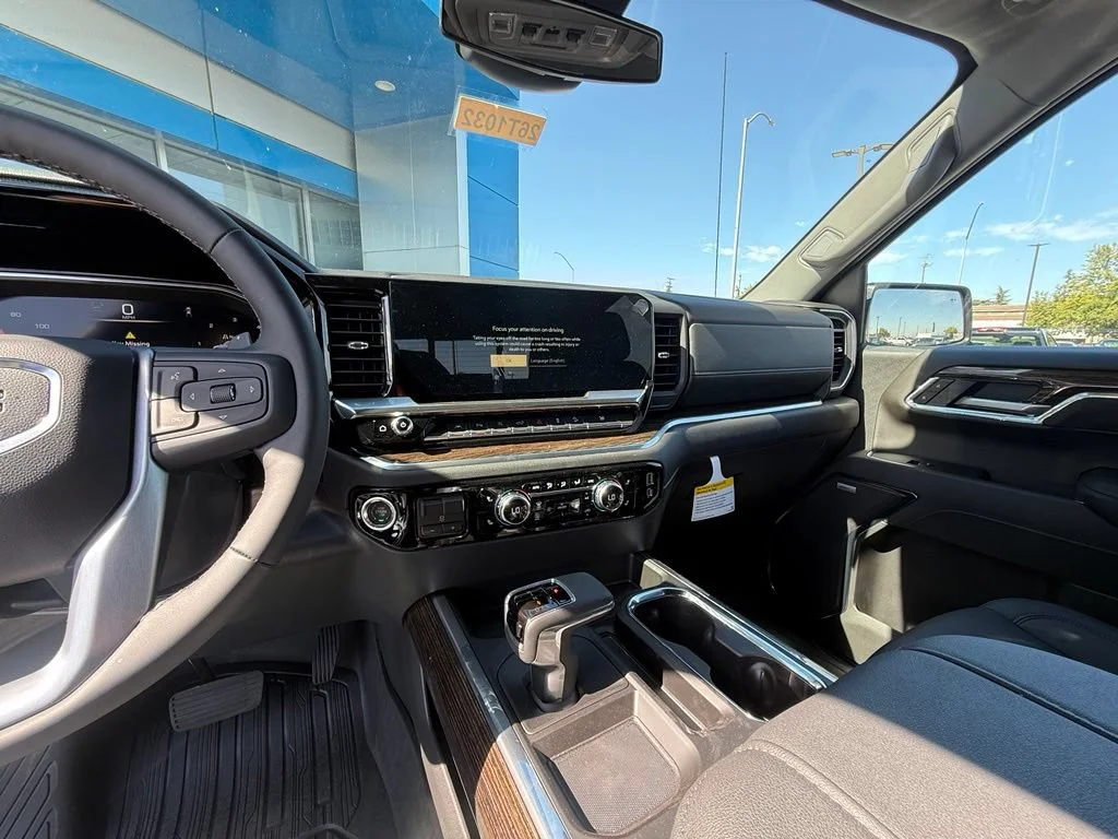 New 2026 Summit White GMC Elevation image 23