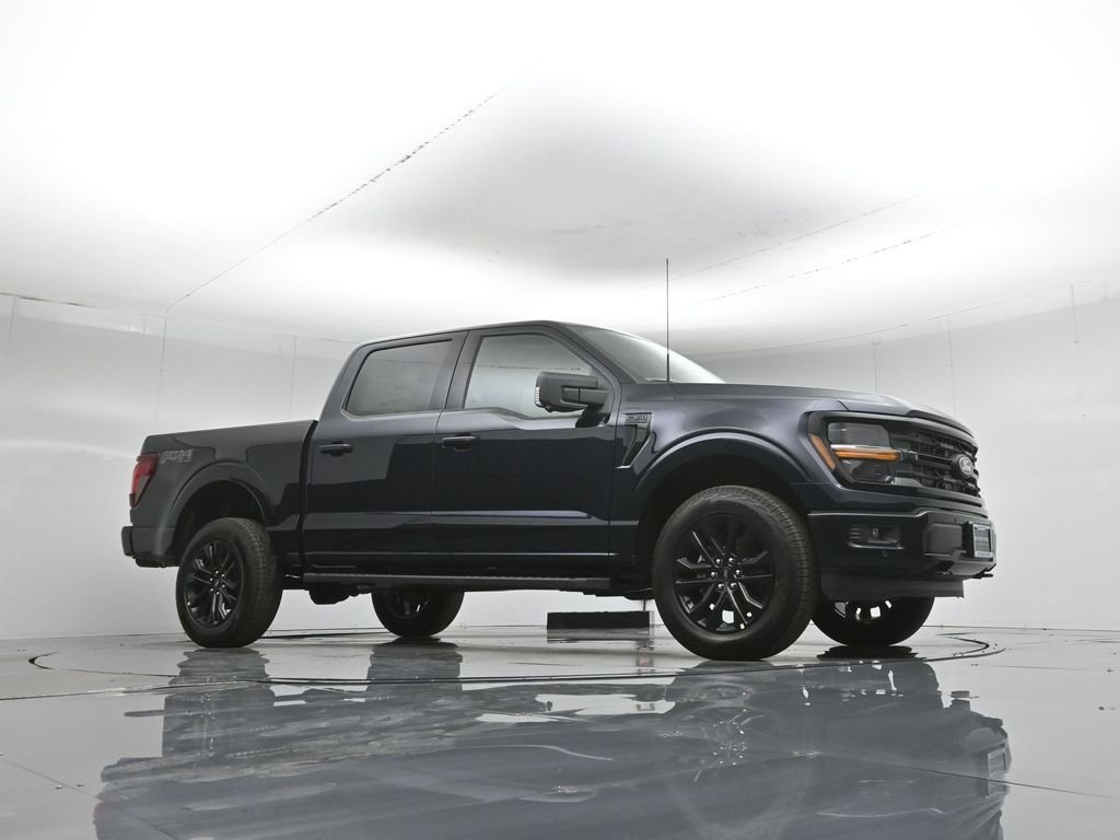New 2026 Antimatter Blue Metallic Ford XLT image 3