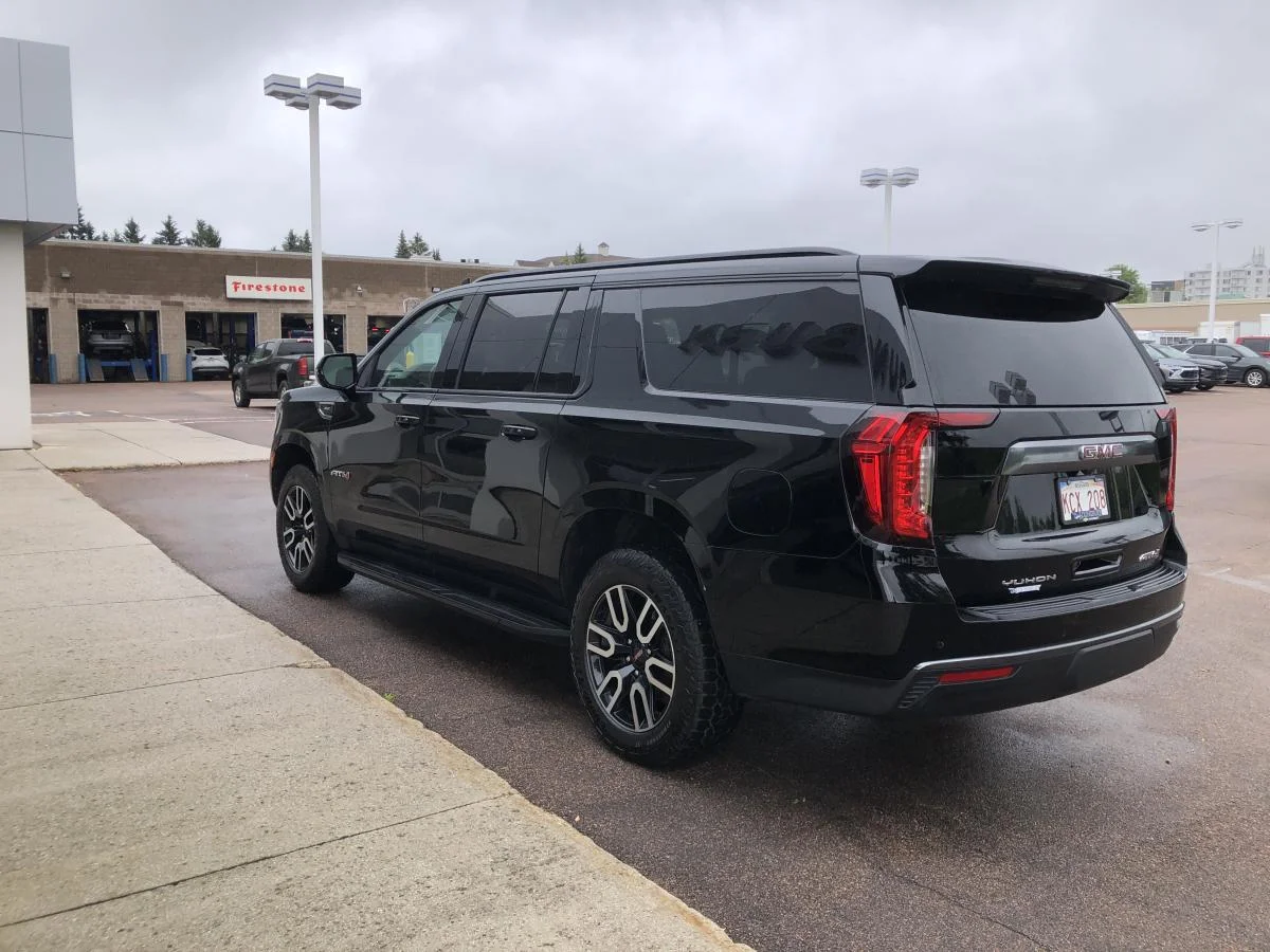Used 2023 Black GMC 4wd 4dr At4 image 5