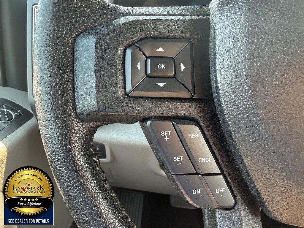 Used 2015 Magnetic Metallic Ford 2WD SuperCrew 145" XLT image 10