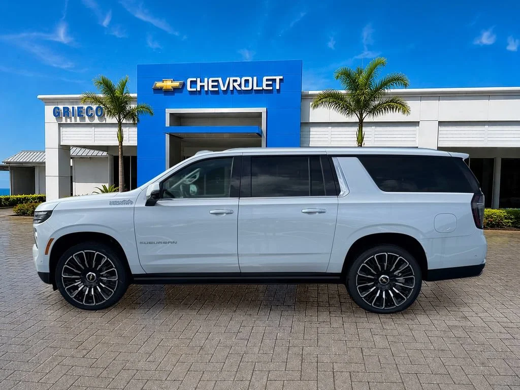 New 2026 Polar White Tricoat Chevrolet High Country image 4