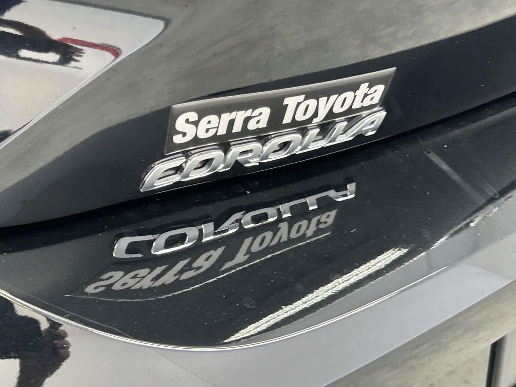 Used 2025 Black Toyota SE image 10