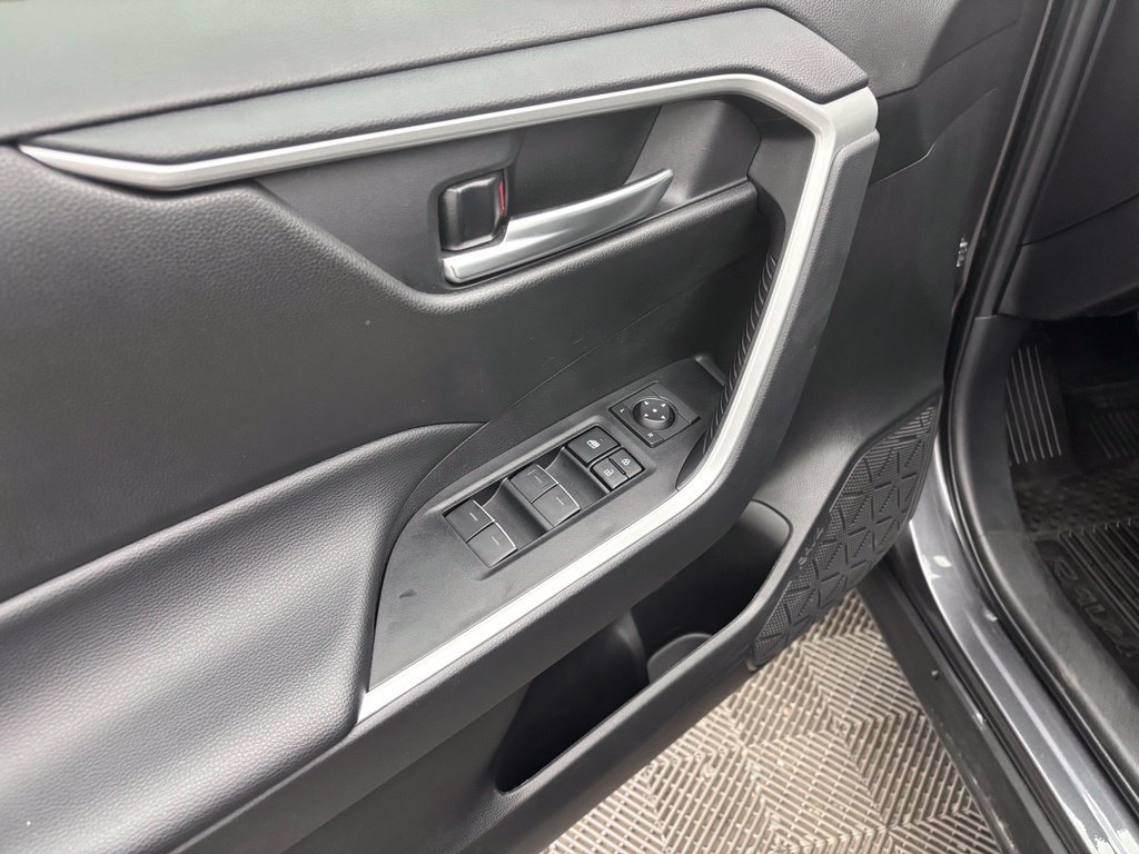 Certified Used 2025 Magnetic Gray Metallic Toyota XLE image 17