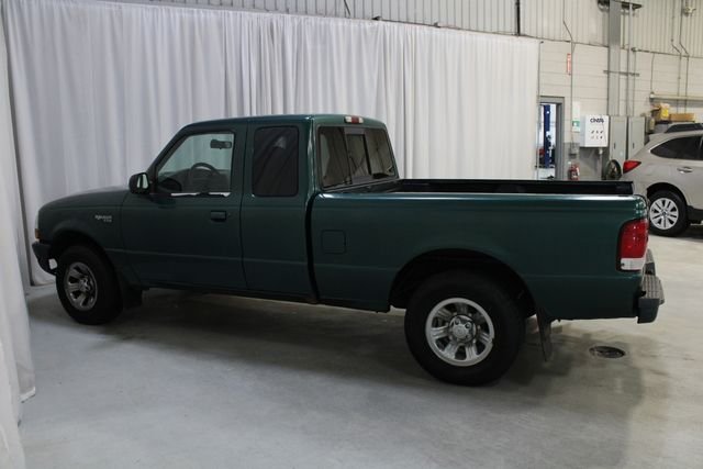 Used 2000 Green Ford XLT image 24