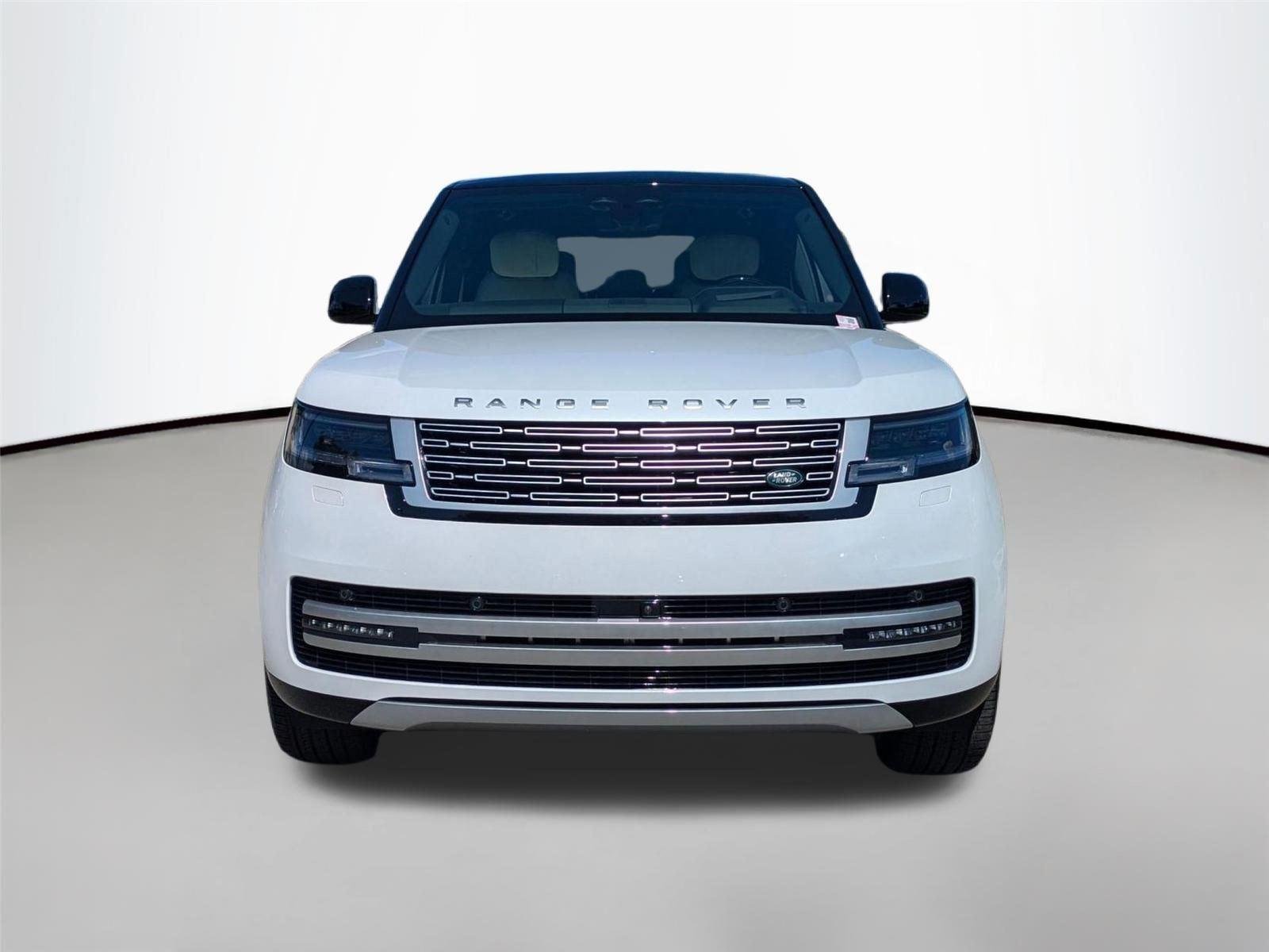 New 2026 Ostuni Pearl White Land Rover Autobiography image 2