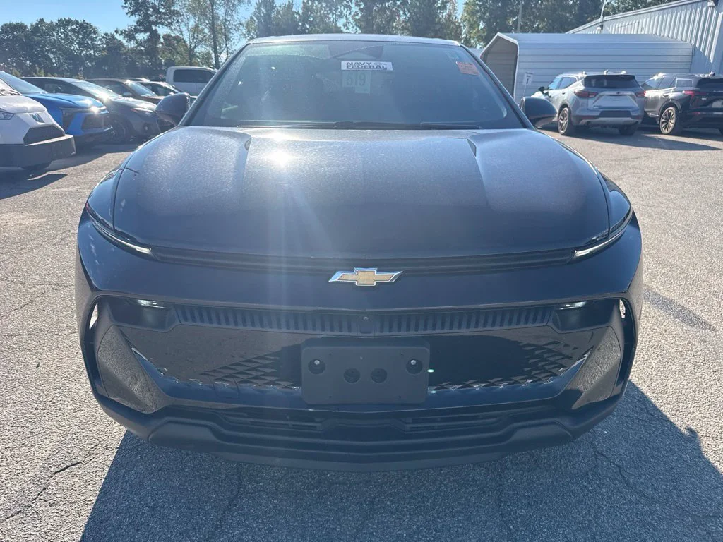Used 2025 Black Chevrolet LT image 8