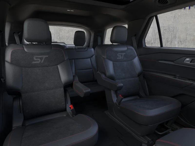 2026 Ford Explorer ST - Photo 11