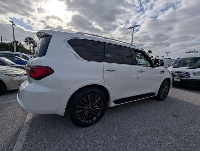 Used 2024 White INFINITI Sensory image 13