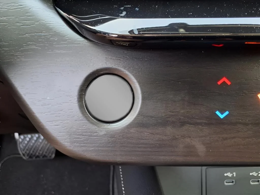 2025 Nissan Murano SV - Photo 18